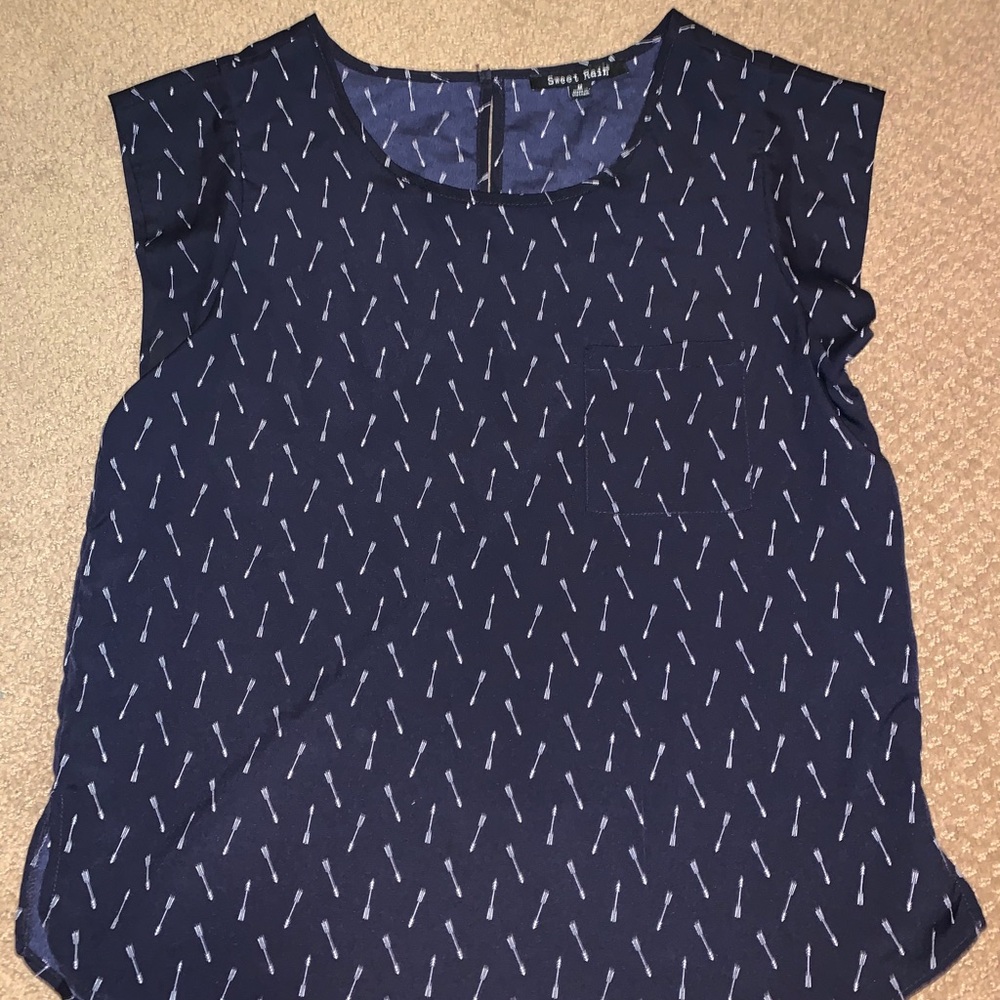 Navy Blue Arrow Print Blouse